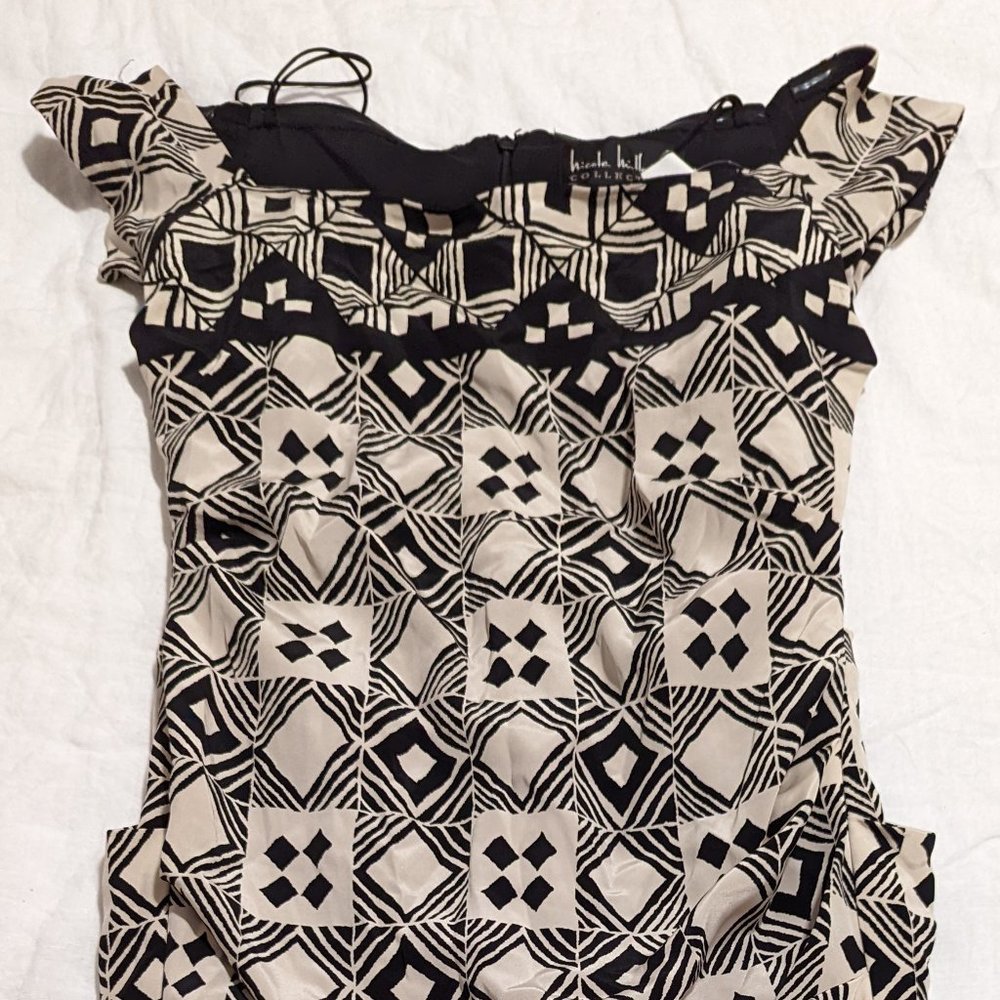 Date Night's Calling! NWT Nicole Miller Off Shoulder Body Con Dress | Size 6